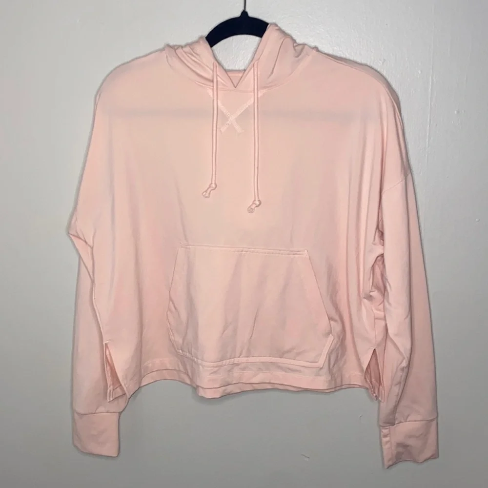 🎱Light blush pink Nike hoodie! - Picture 2 of 9